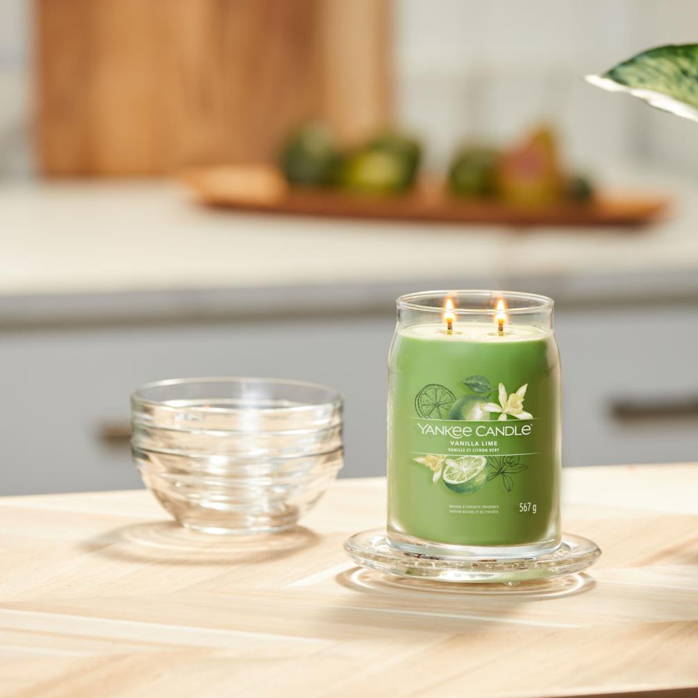 Yankee Candle Vanilla Lime Large Jar Extra Image 1
